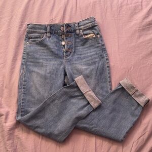 Stylish Blue Cropped Jeans